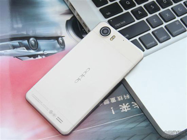 全球最薄智能手机排行榜TOP5 2013年最新榜单 2013全球超薄智能手机排行榜推荐