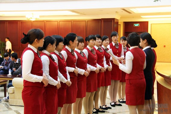 选对行业很重要!全国16个行业薪酬最新排名