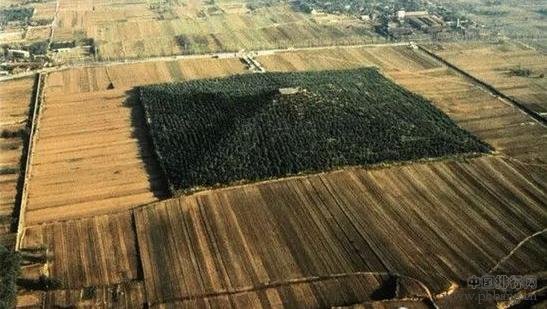 世界十大匪夷所思秘境:秦始皇陵上榜!