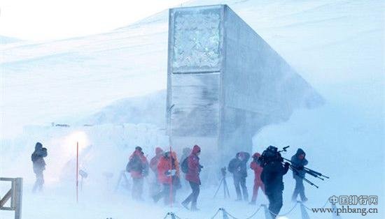 世界十大匪夷所思秘境:秦始皇陵上榜!