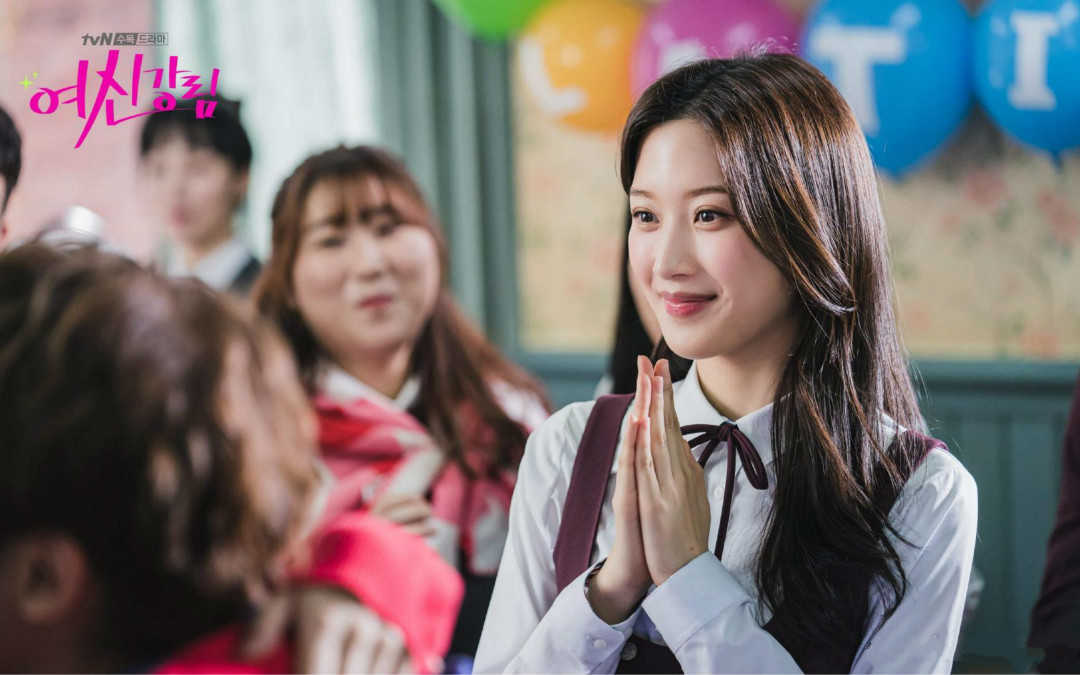 女神降临女主用的美容仪_女神降临女主用的化妆品有哪些