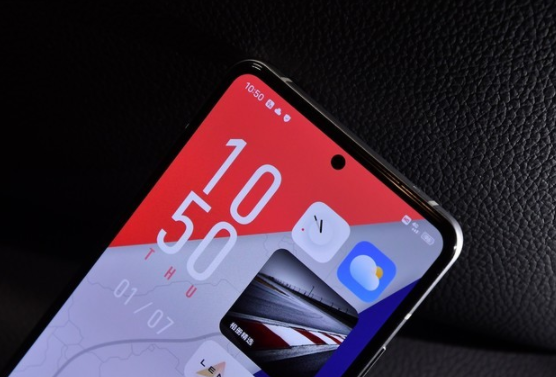 iqoo7和华为p40pro+哪个好_iqoo7和华为p40pro+哪个值得买