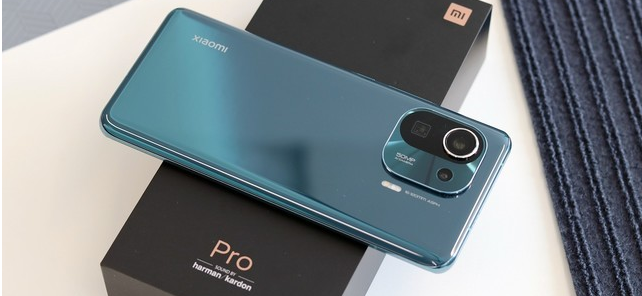 苹果13mini和小米11Pro区别对比_哪款更值得入手