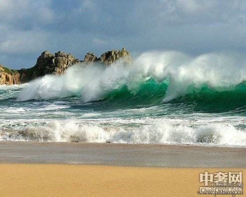 全球十大最美最有魅力冲浪胜地