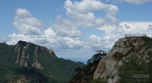 不用舍近求远，北京周边最值得爬的八座山