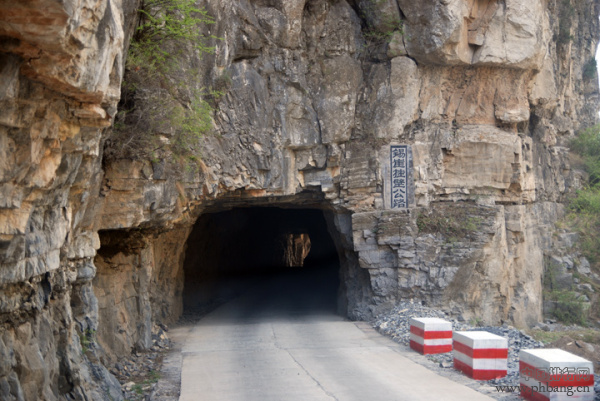 中国风景最美的十大公路_中国适合自驾游的国道(3)