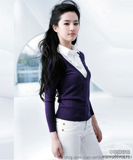 挡不住的长发诱惑_盘点长发及腰的十大魅力女星(2)