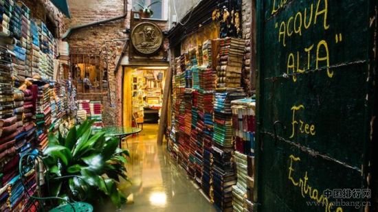 盘点全球十大最美书店